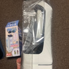 配膳ロボの画像