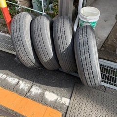 ハイエースバン　レジアスエースバン　タイヤセットの画像