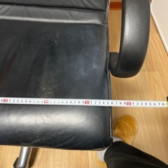 ゆったりサイズチェアーの画像