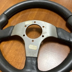momo RACEステアリング中古品
の画像