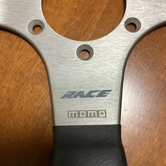 momo RACEステアリング中古品
の画像