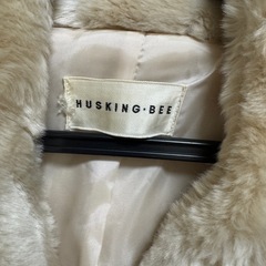 HUSKING BEE ファーコートの画像