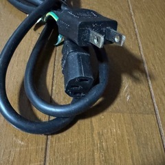 パソコン用　電源コード　電源ケーブルの画像