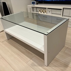 サイドテーブルの画像