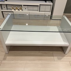 サイドテーブルの画像