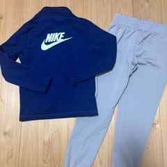 NIKE セットアップ　Sの画像