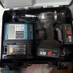 キャンセル出た為再度！即取引限定！12時まで！インパクトドライバー 18Vセット バッテリーと充電器新品未使用！の画像