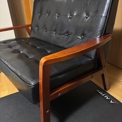 ソファ 黒の画像