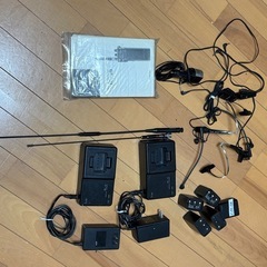 アマチュア無線機　ICOM IC3S 4台と周辺機器の画像