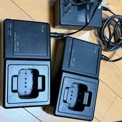 アマチュア無線機　ICOM IC3S 4台と周辺機器の画像