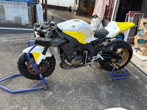 CBR1000RR  レーサー