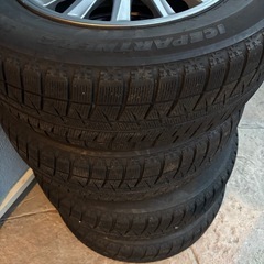 【終了】スタッドレスタイヤの画像