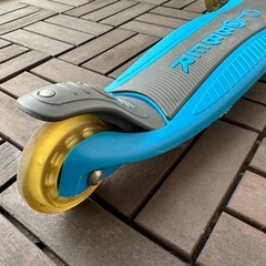 GLOBBER製キックボードの画像