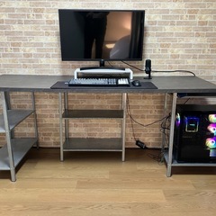 IKEA用品で自作したテーブルの画像