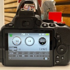 【人気機種】Nikon D5500 バリアングル液晶 タッチパネル Wi-Fiの画像