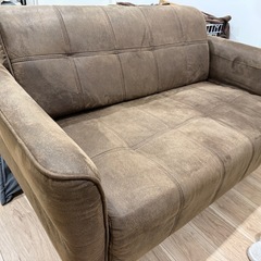 【ジャンク品】アンティーク風2人掛けソファの画像