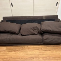 中古⭐︎3人掛けソファ⭐︎無料で譲りますの画像