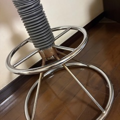 カウンターチェアーの画像