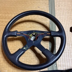 いすゞ　ビックホーン　イルムシャー momo純正ステアリング　ボス付きの画像