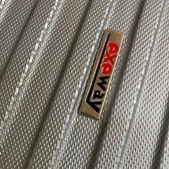 ほぼ新品⭐️超軽量の大型ブランドスーツケース75.50.30センチの画像