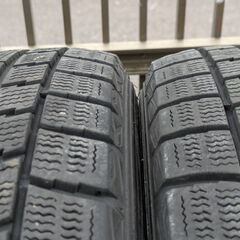 工賃こみ特価品　ダンロップ冬タイヤ１８５／６０Ｒ１５　４本セットの画像