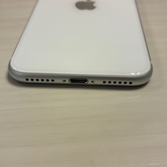 【美品】iPhone se2 128g SIMフリーの画像