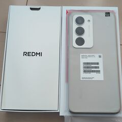 Xiaomi Redmi 15 5G（ソフトバンク・チタングレイ）の画像