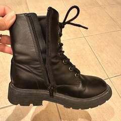 GU男女キッズブーツ19cmレースアップブーツの画像