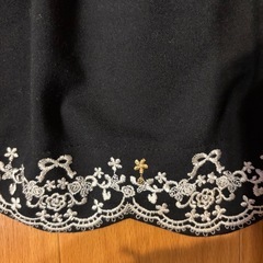 キッズフォーマルスーツブラウスコサージュセット130㎝
の画像