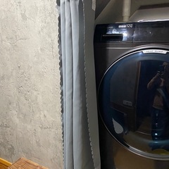 グレー つっぱり式カーテンの画像