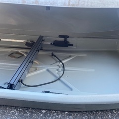 ボルボ　純正ルーフキャリアボックスの画像