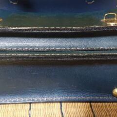 ヘルツ、色あせバッグの画像