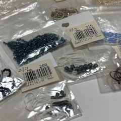 手芸ビーズの画像