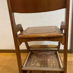 学習椅子の画像