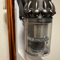 ダイソンのコードレス掃除機を無料でお譲りしますの画像