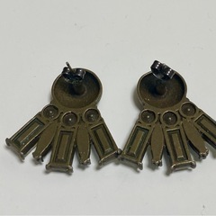 Grace continental ピアスの画像