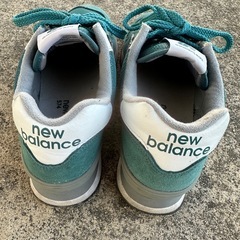 ニューバランス574スニーカー 24cmの画像