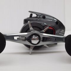 SHIMANO シマノ ベイトリール Scorpion MD 301XGLH 中古の画像