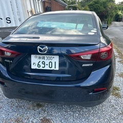 マツダアクセラハイブリッド平成25年式の画像