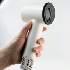 ❤️新品未使用❤️ヘアドライヤー  2億高濃度マイナスイオン 静電気除去　速乾 大風量　ホワイト　軽量✨の画像