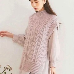 最終価格COCODEAL ケーブルニットベストオーガンジーワンピースの画像