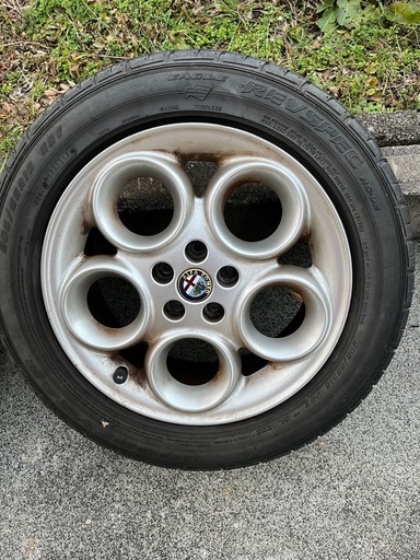 Alfa Romeo 夏タイヤホイール4本
セット 16インチ