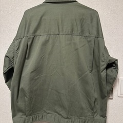 GUオリーブグリーン ミリタリージャケット　L sizeの画像