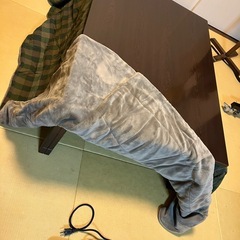 こたつ　長方形　(幅105cm 奥行き75cm 高さ41cm)
  掛け布団付きの画像
