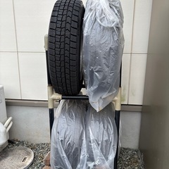 スタッドレスタイヤ　ホイール
セット 4本 165／70／R14の画像