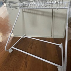 スラックスハンガーの画像