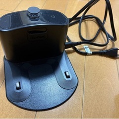 Roomba      e5 ロボット掃除機 本体の画像