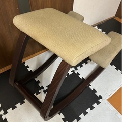ストッケ STOKKE バリアブル VARIABLE 姿勢矯正 バランスチェアの画像