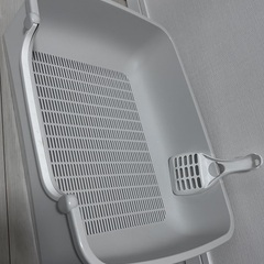 ペット用品　にゃんとも猫トイレ　カリカリ　食事台　爪研ぎの画像