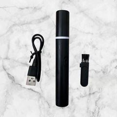 鼻毛カッター 充電式 USB 鼻毛切り 電動 はな毛カッター 耳毛カッター 水洗い 鼻毛カッター 付き エチケットカッター 可持ち運び便利, 眉 耳 鼻毛切り長時間持続する,ダブルブレード,出張 旅行 小型 カミソリ おしゃれ 持ち運び便利、男女兼用 (ブラック)の画像